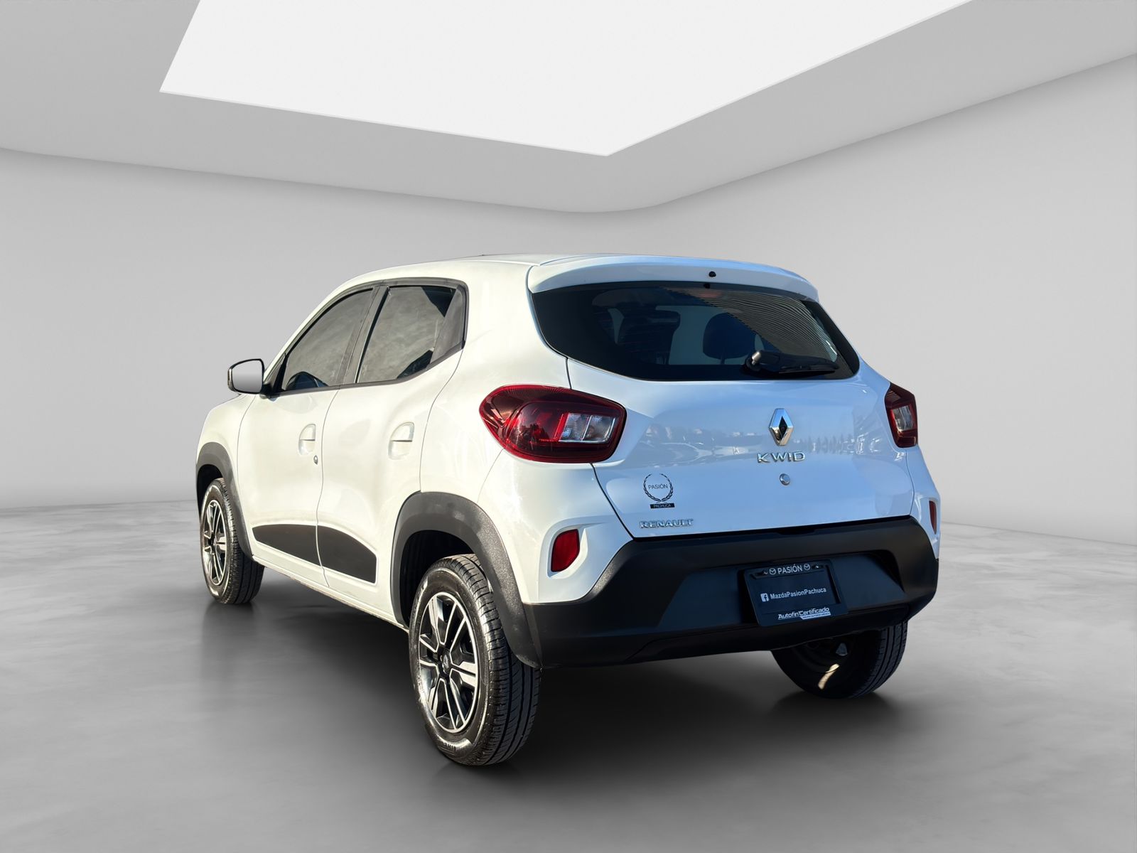 2024 Renault Kwid 1.0 Iconic Mt