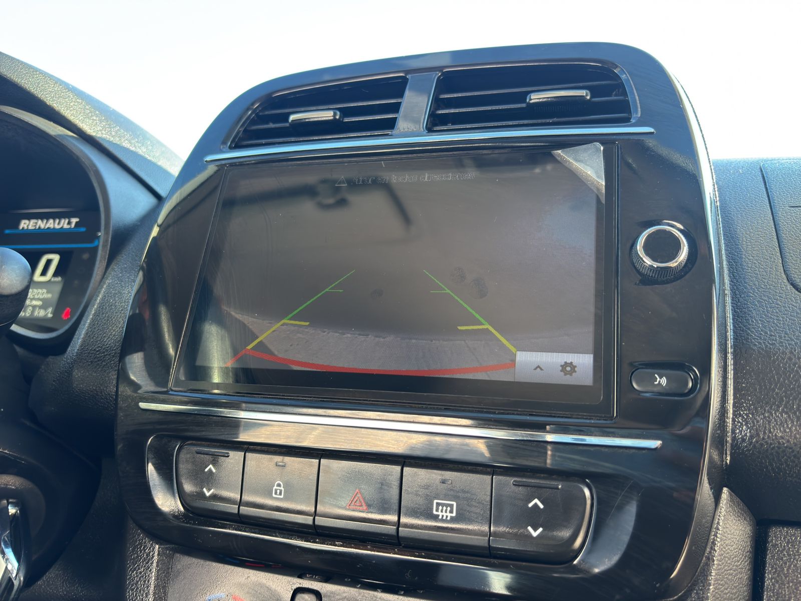 2024 Renault Kwid 1.0 Iconic Mt