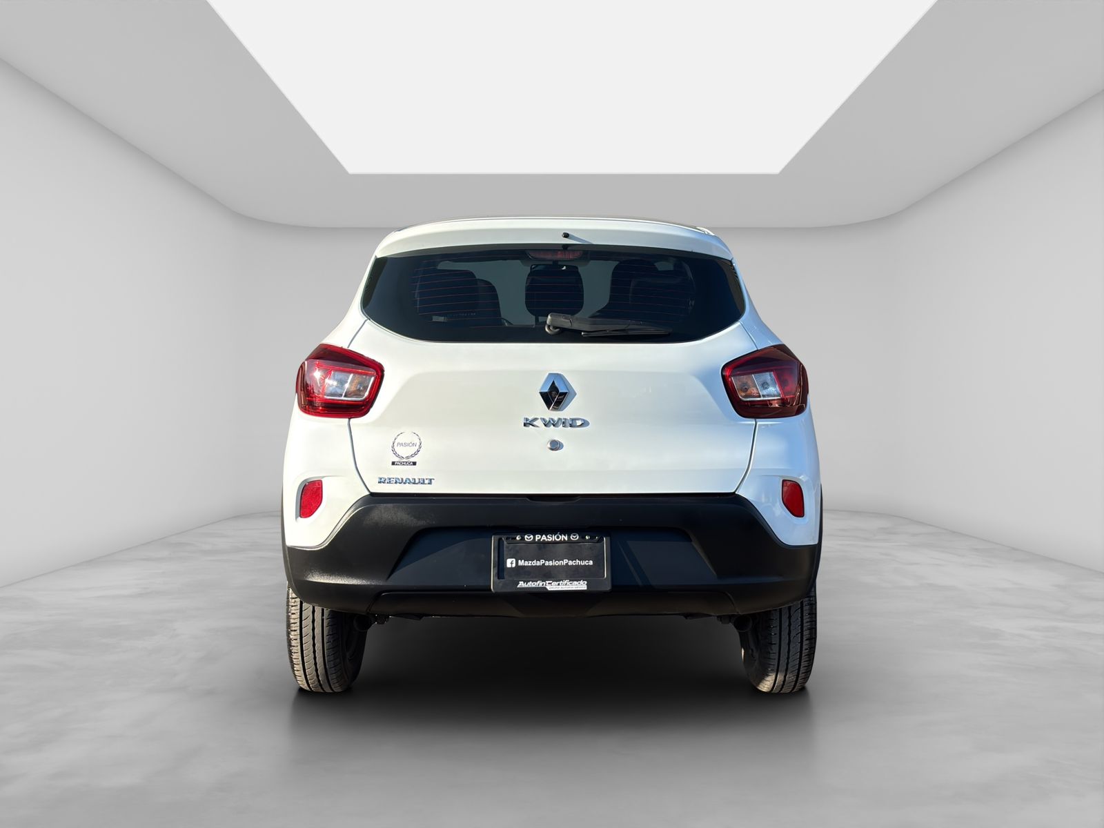 2024 Renault Kwid 1.0 Iconic Mt