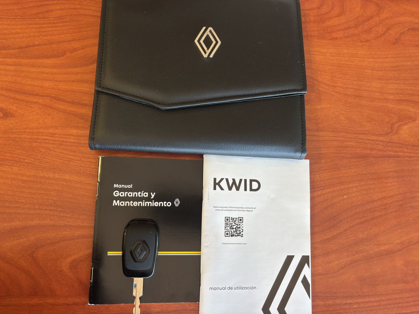 2024 Renault Kwid 1.0 Iconic Mt