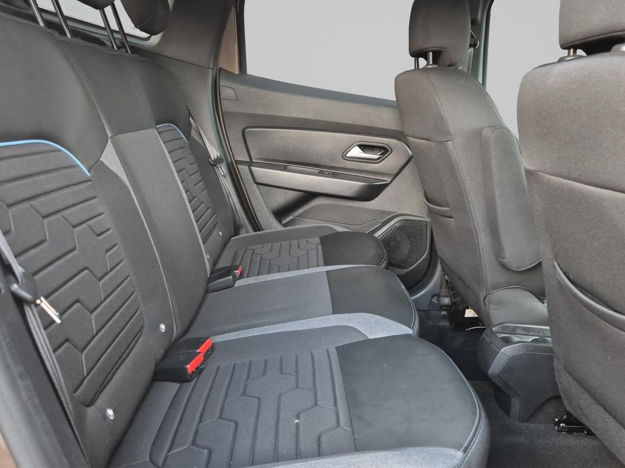 2023 Renault Duster 1.3 Iconic At