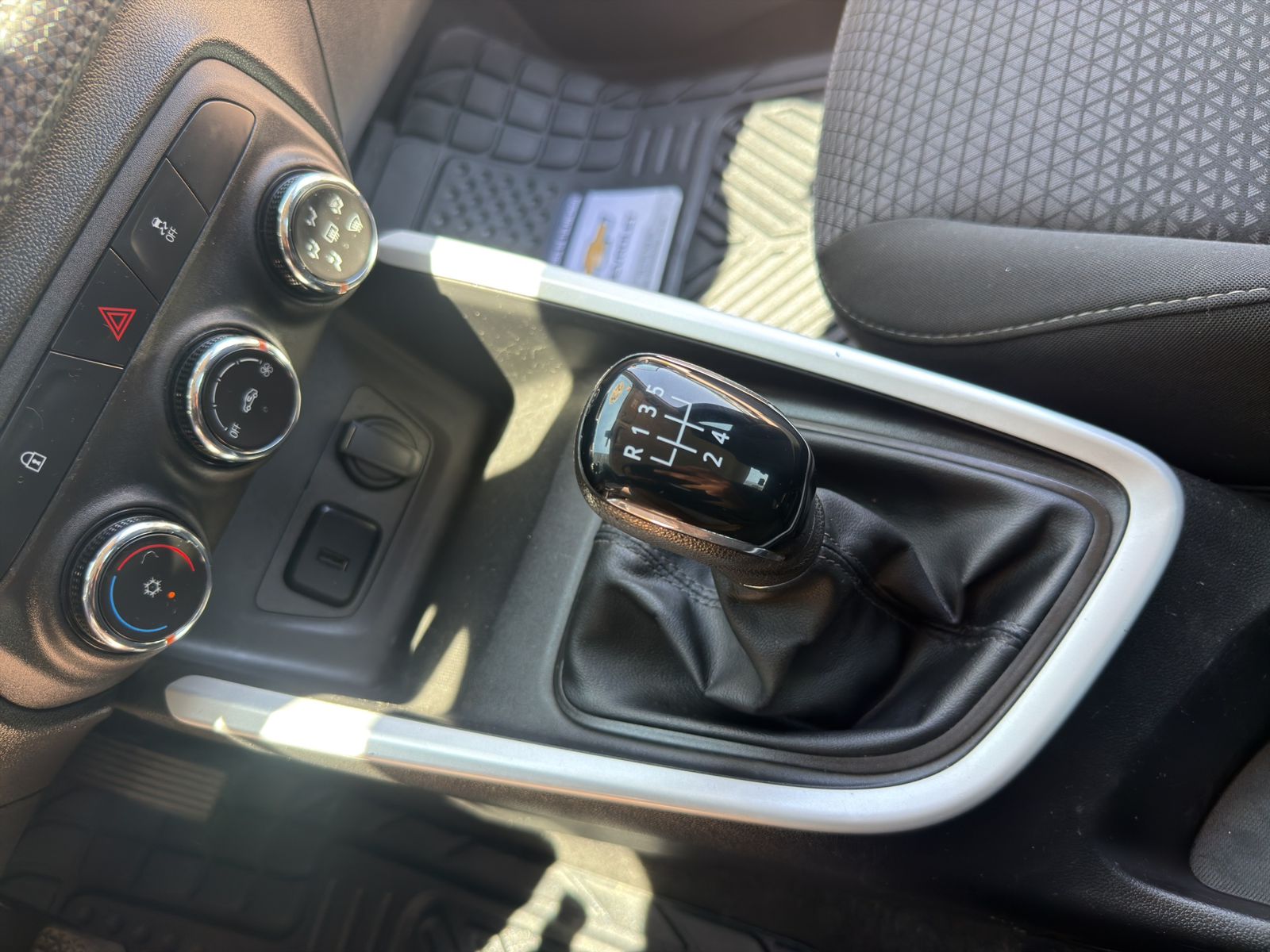 2023 Chevrolet Onix 1.0 LT Mt