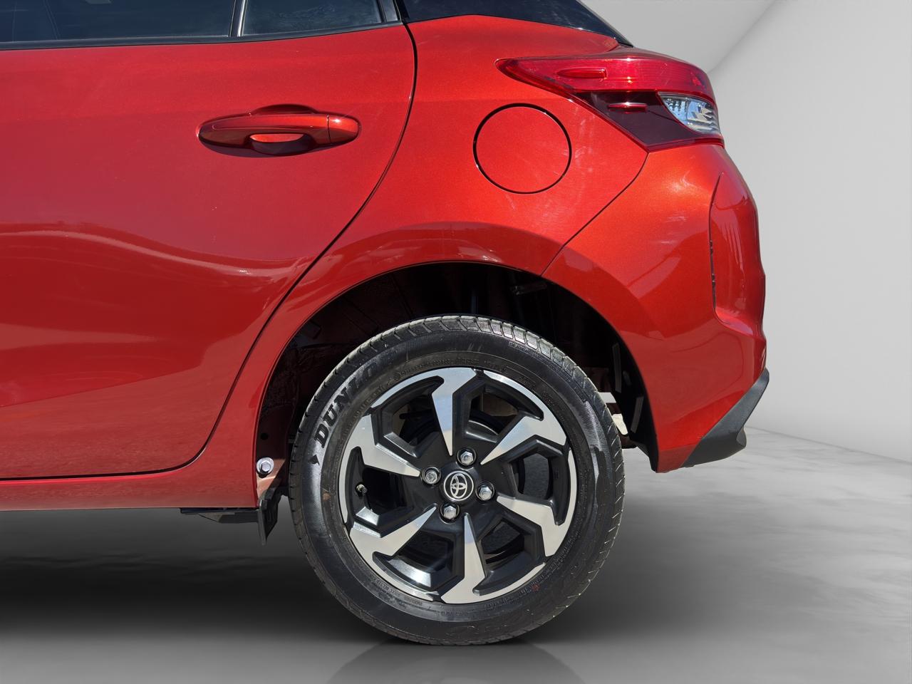 2024 Toyota Yaris 1.5 S Hb At