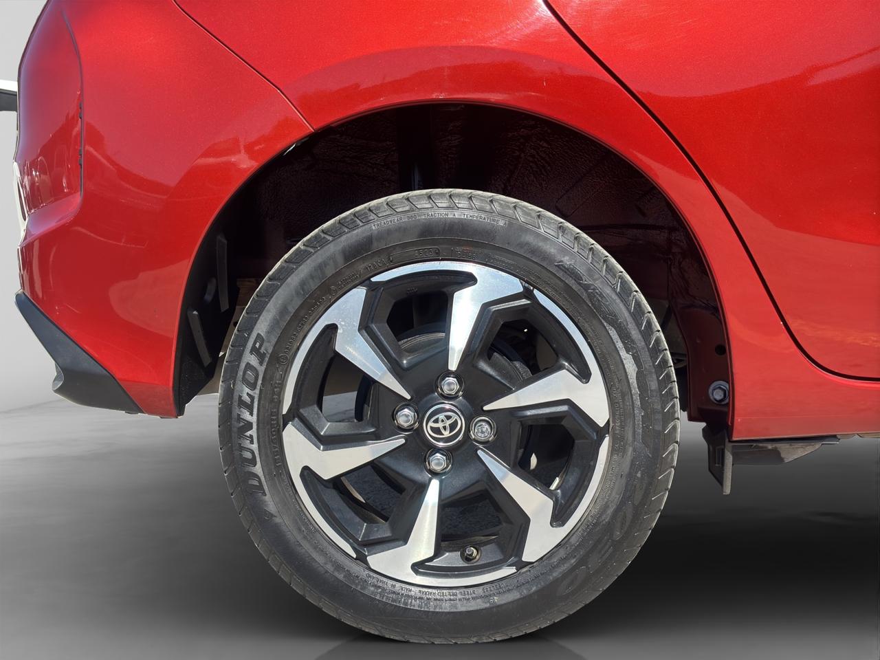 2024 Toyota Yaris 1.5 S Hb At