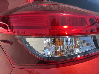 2024 Toyota Yaris 1.5 S Hb At