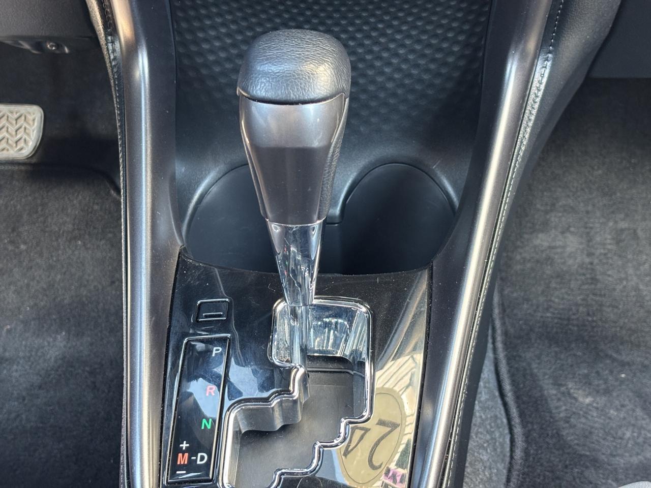 2024 Toyota Yaris 1.5 S Hb At