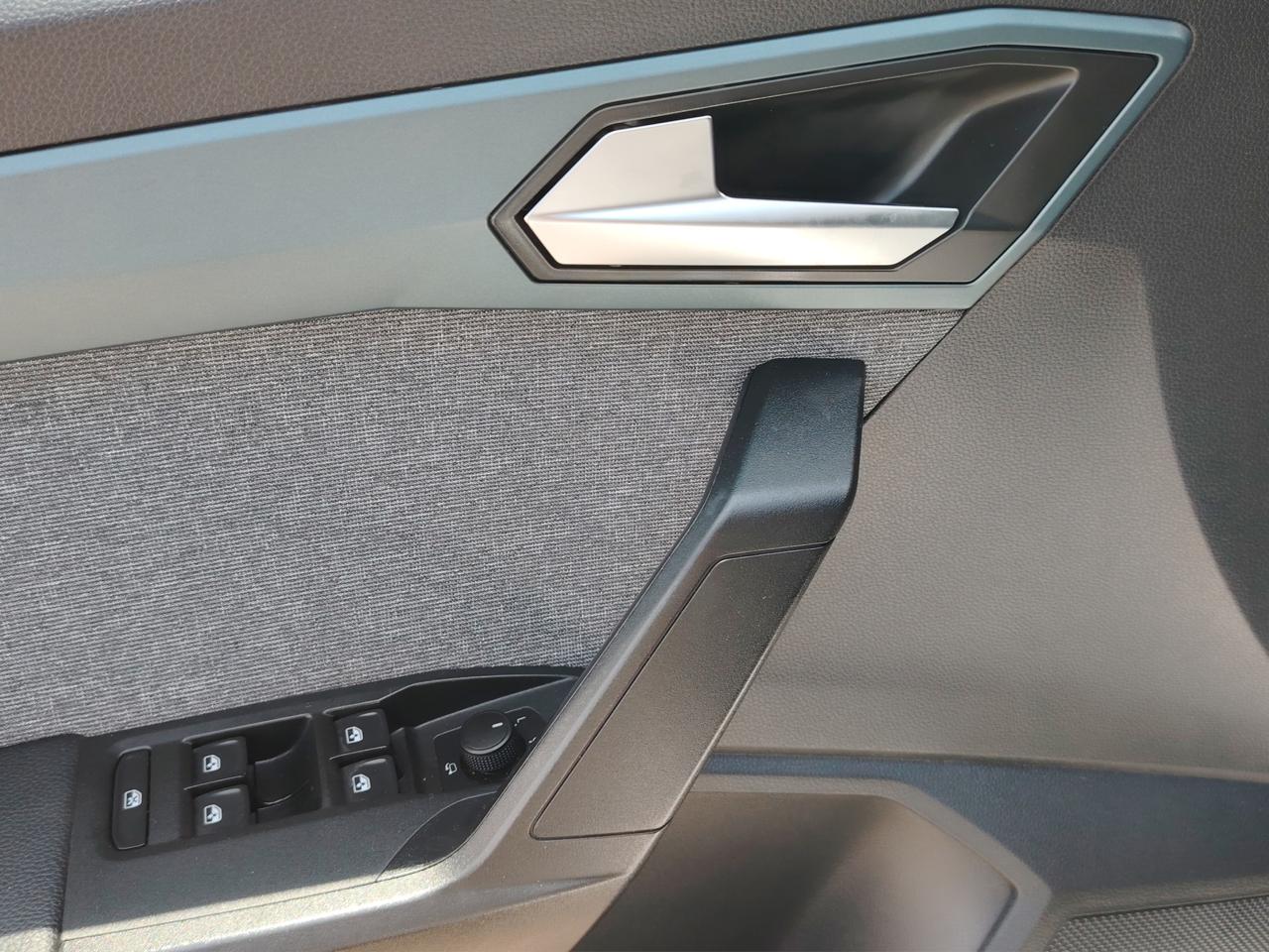 2022 Seat Arona 1.6 Xperience Triptonic