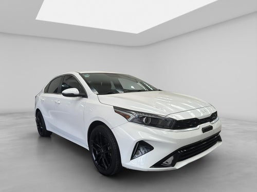 2022 Kia Forte 2.0 L At