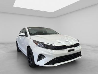 2022 Kia Forte 2.0 L At