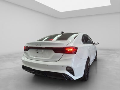 2022 Kia Forte 2.0 L At