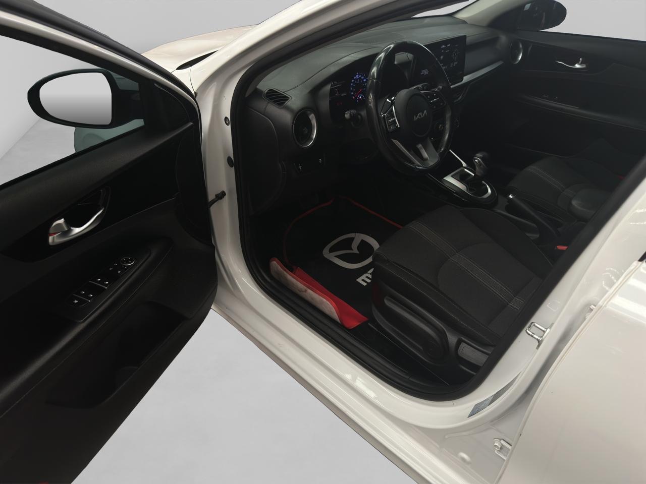 2022 Kia Forte 2.0 L At