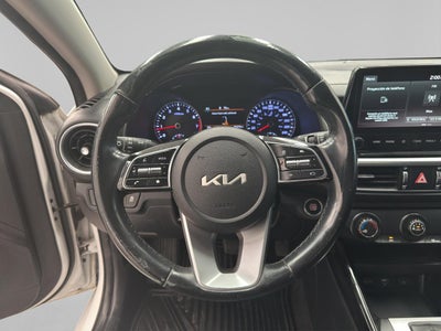 2022 Kia Forte 2.0 L At