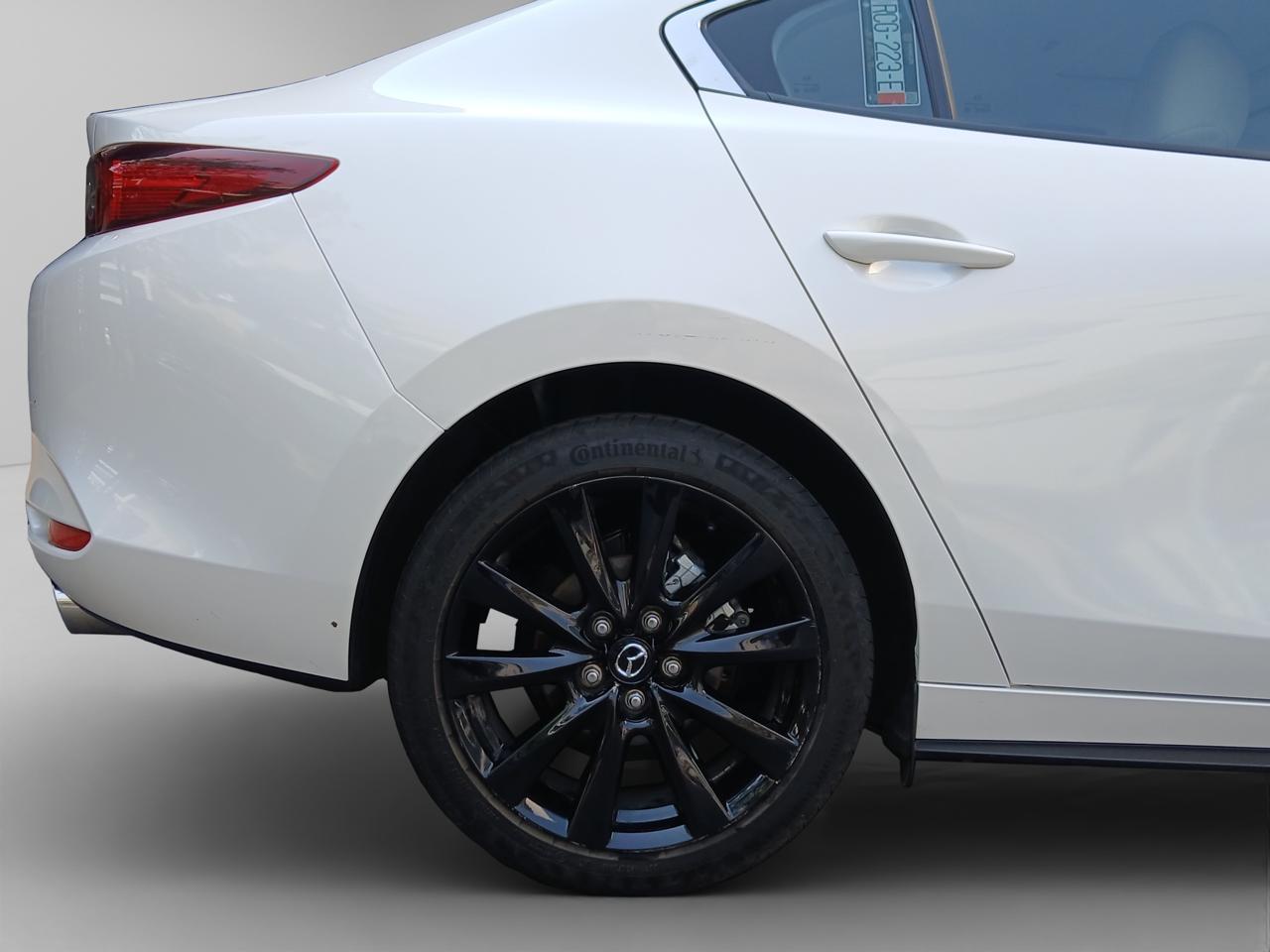 2025 Mazda Mazda 3 2.5 Signature Hb At