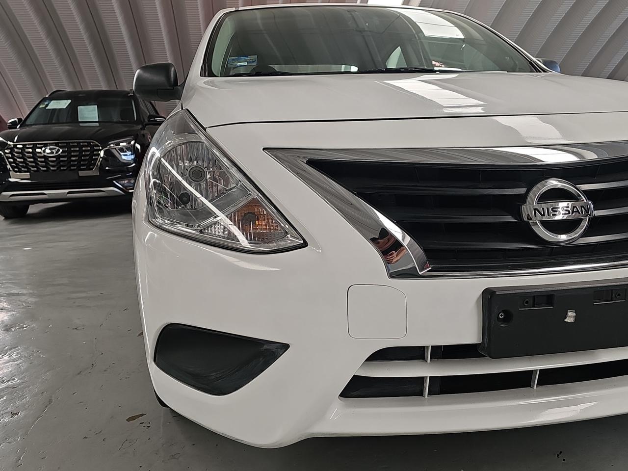 2020 Nissan Versa 1.6 V-Drive At