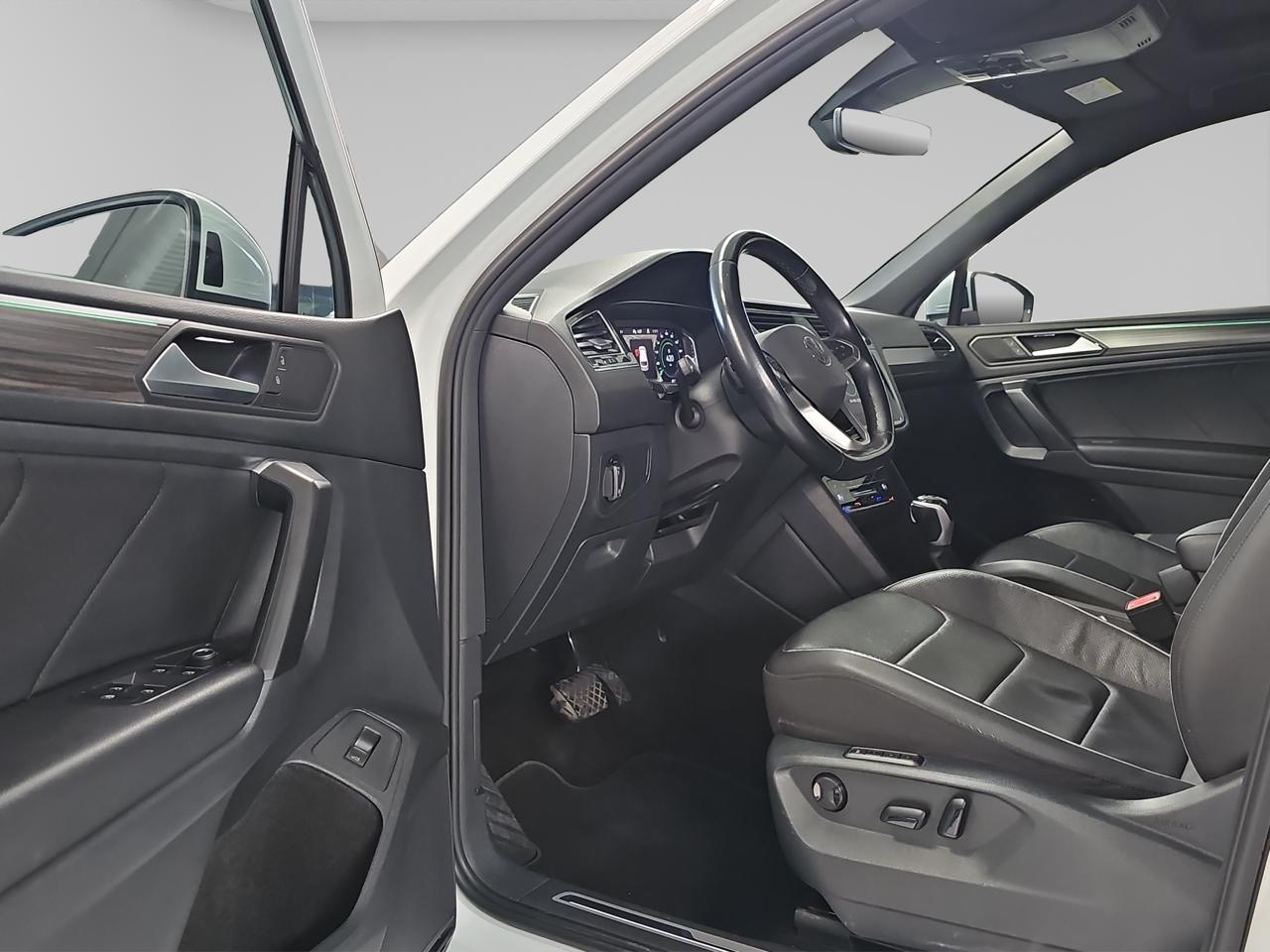 2023 Volkswagen Tiguan 2.0 R-Line At