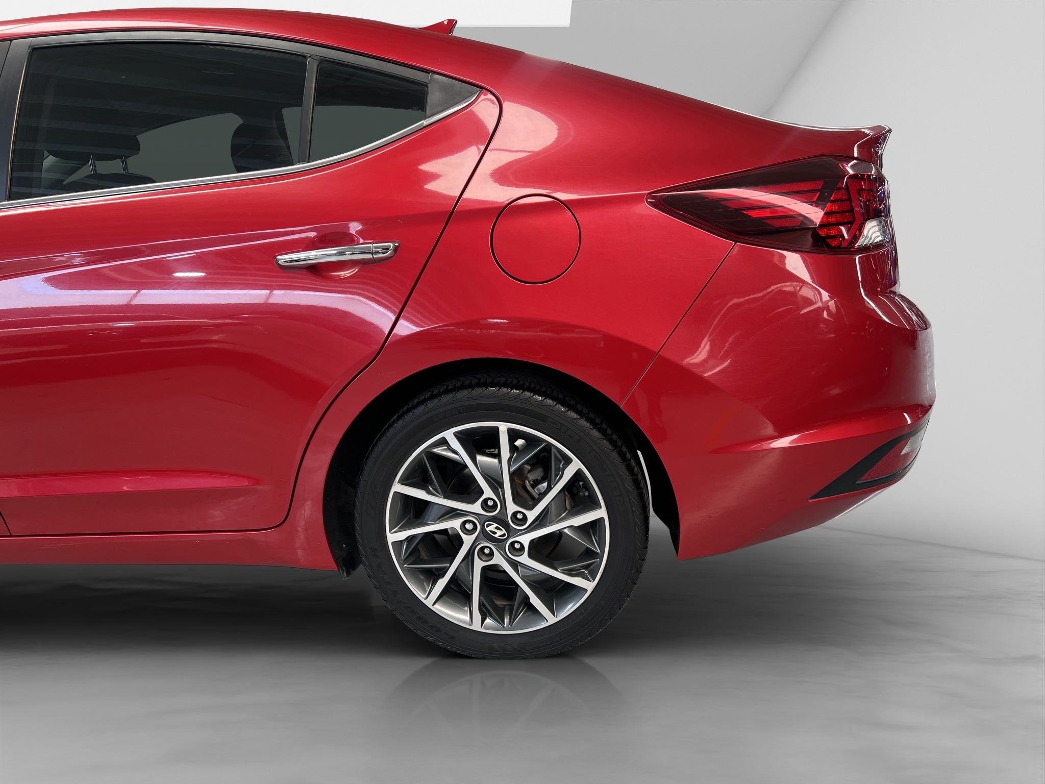 2019 Hyundai Elantra 2.0 Limited Tech Navi At