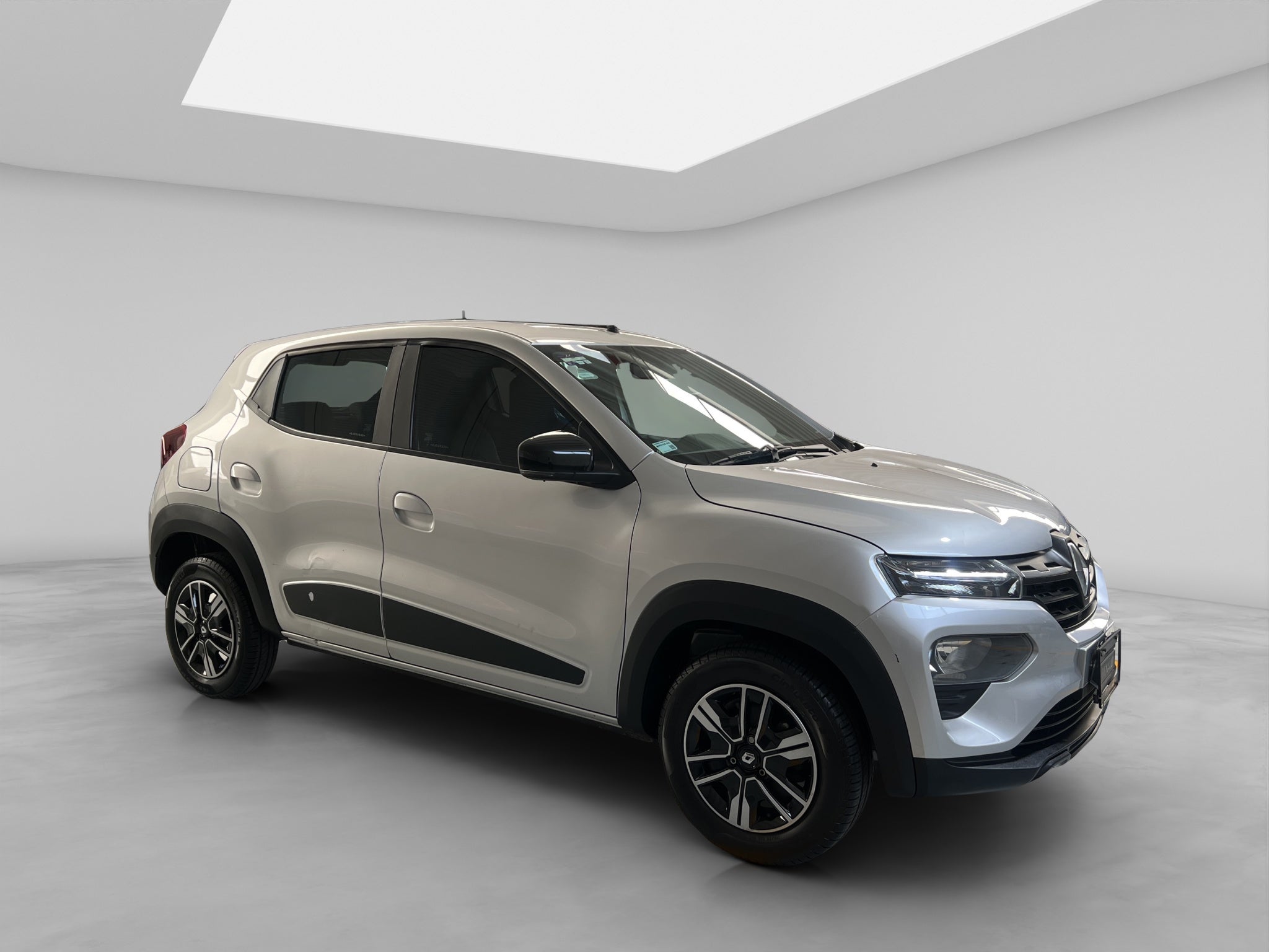 2025 Renault Kwid 1.0 Iconic Mt