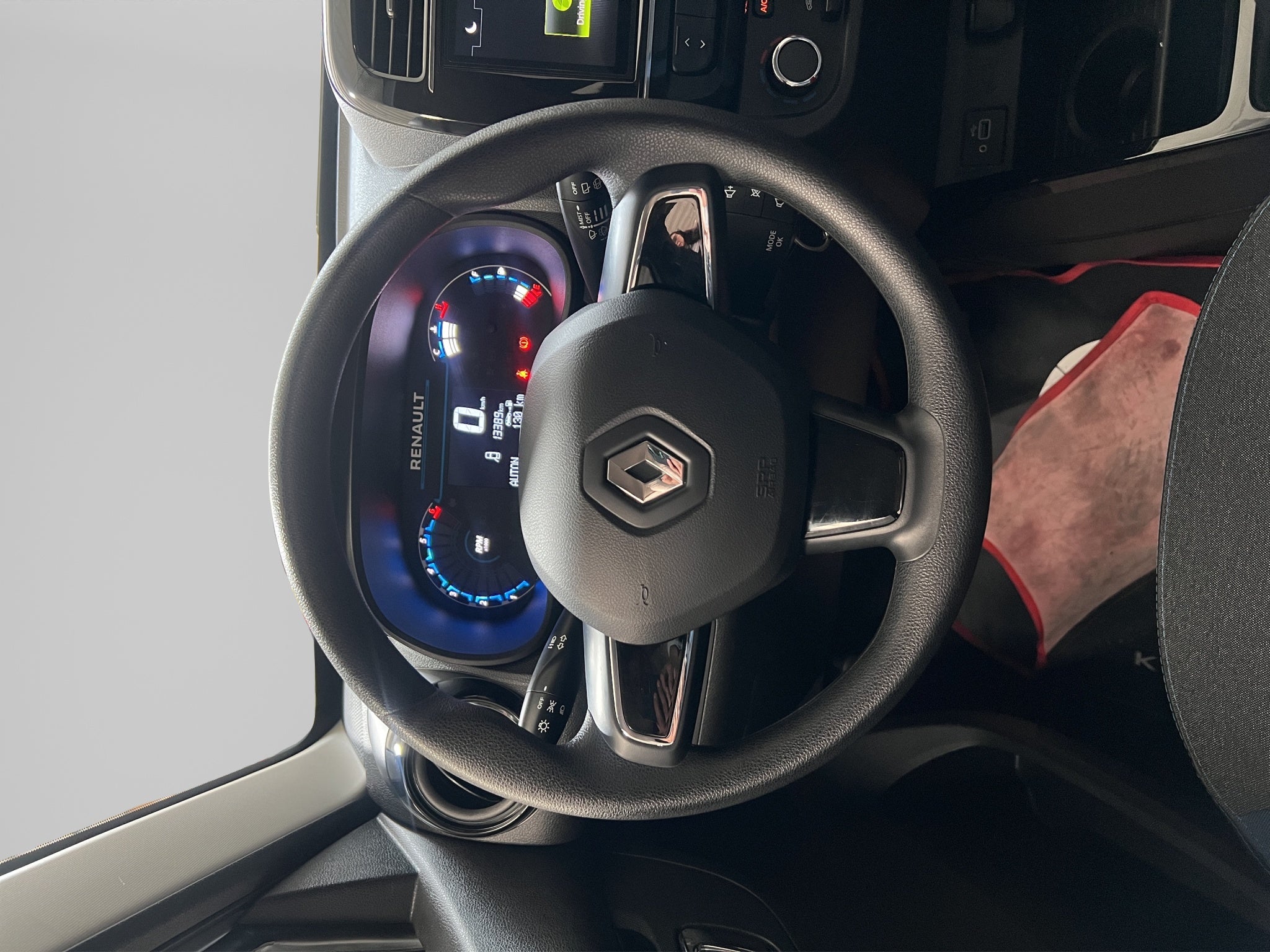 2025 Renault Kwid 1.0 Iconic Mt