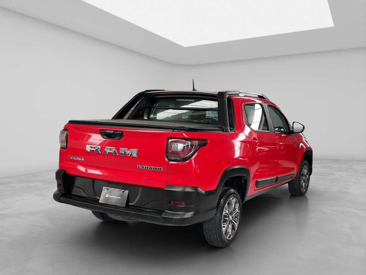 2020 Chrysler 200 LARAMIE