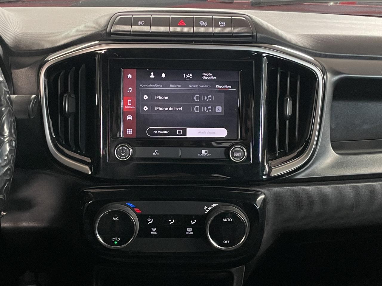 2020 Chrysler 200 LARAMIE