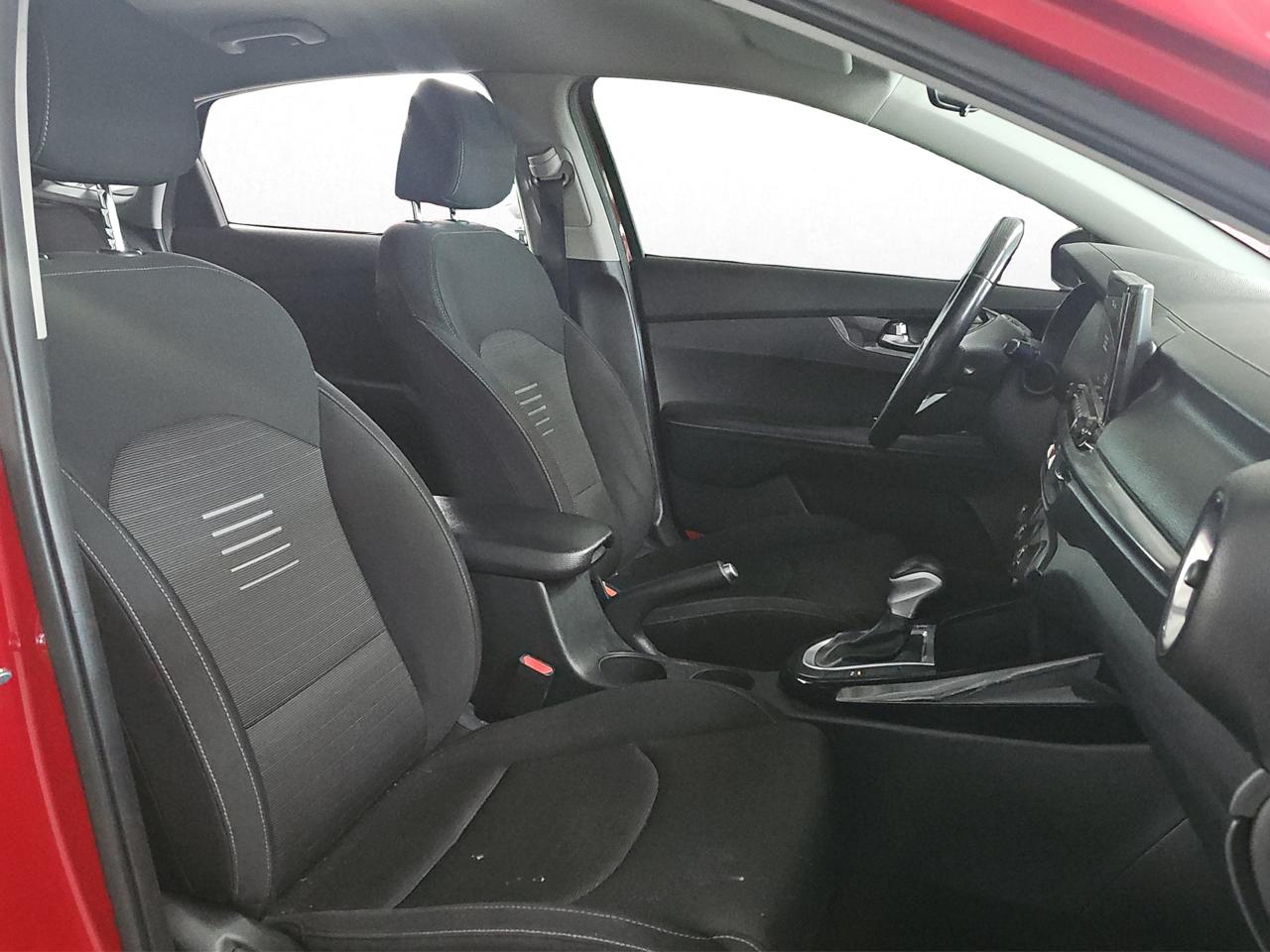 2021 Kia Forte 2.0 Hb 5 p Ex At