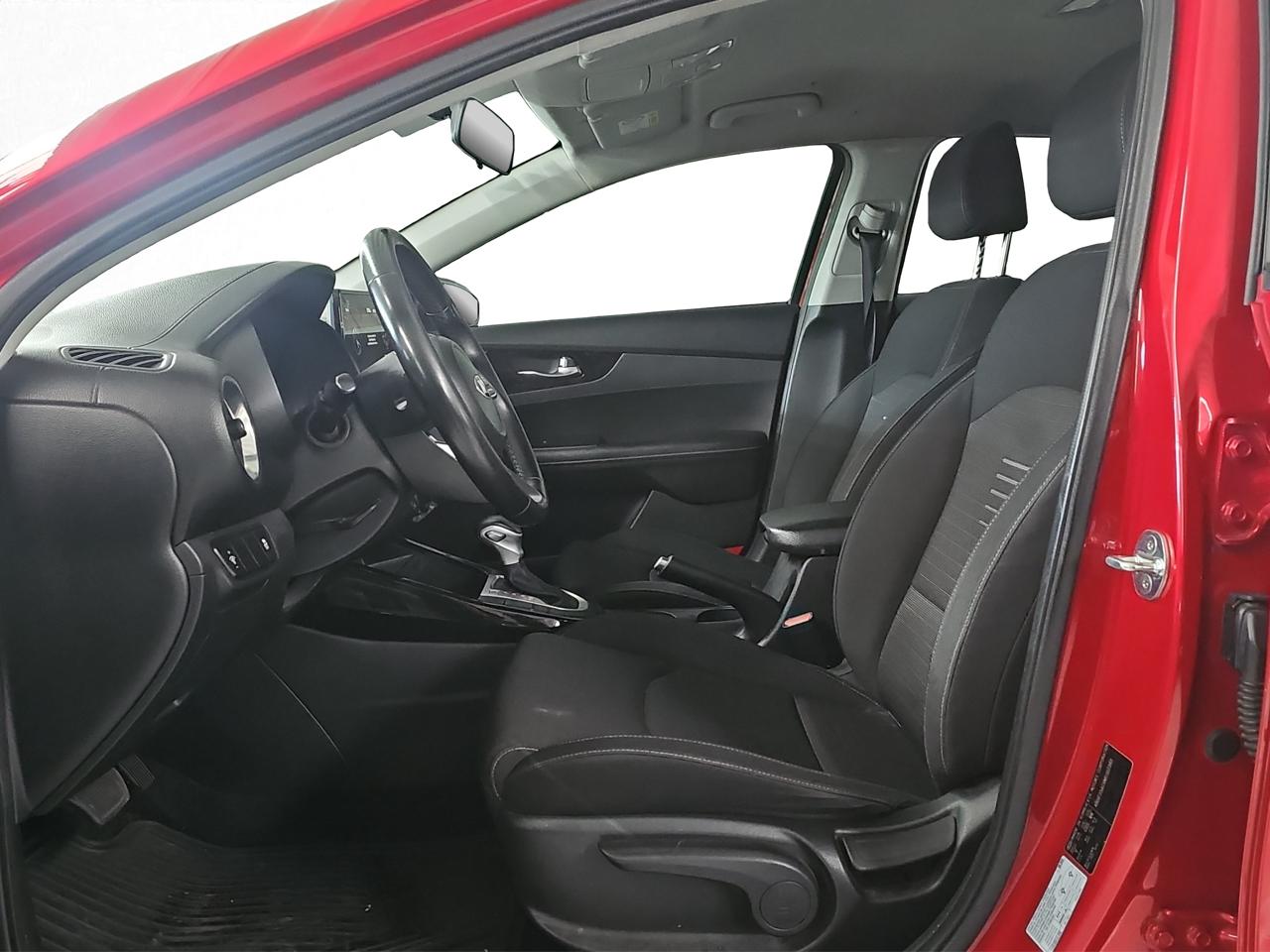 2021 Kia Forte 2.0 Hb 5 p Ex At