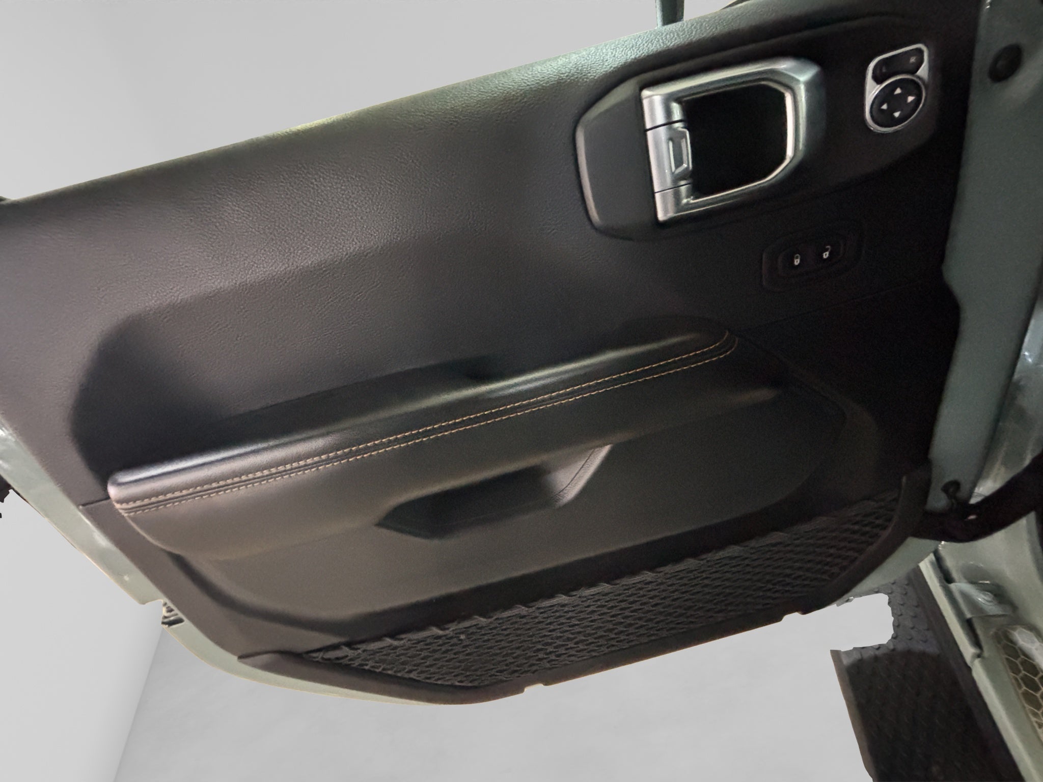 2024 Jeep Wrangler 2.0 Sahara Unlimited Sky-Freedom At