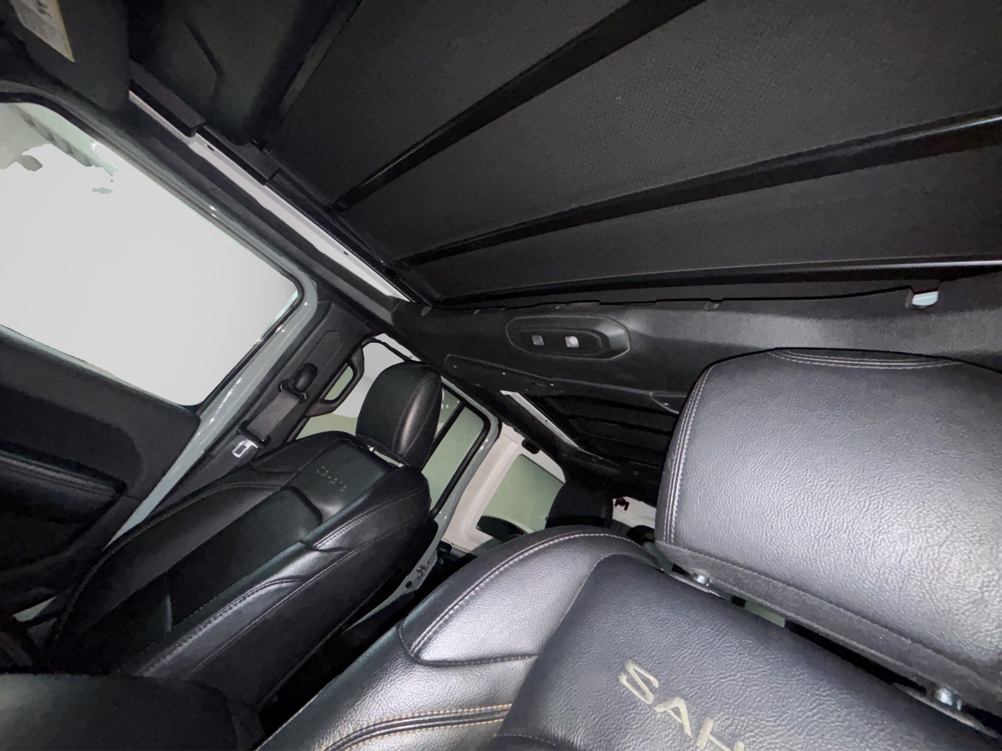 2024 Jeep Wrangler 2.0 Sahara Unlimited Sky-Freedom At