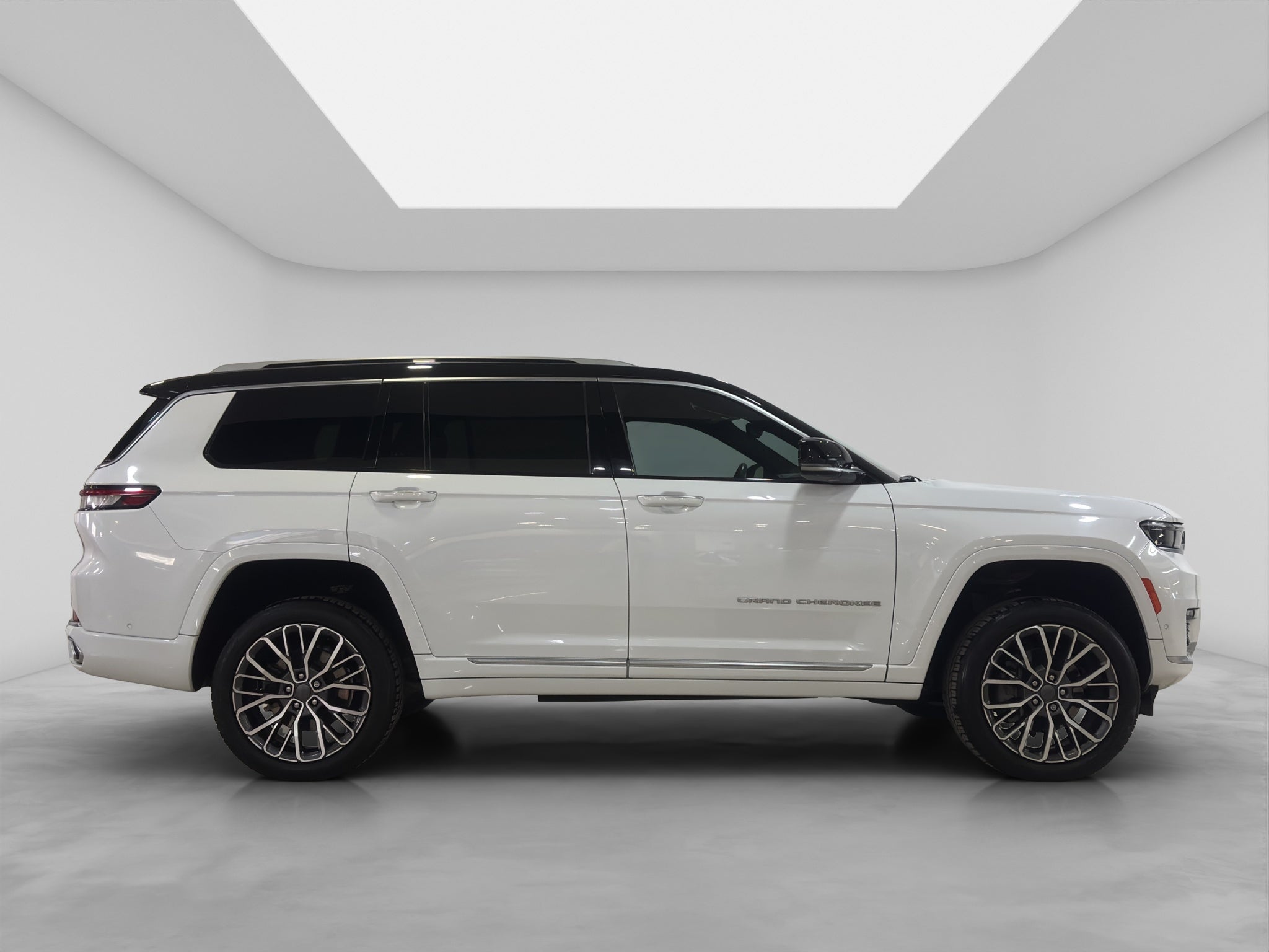 2022 Jeep Grand Cherokee 5.7 V8 L Summit 4x4 At