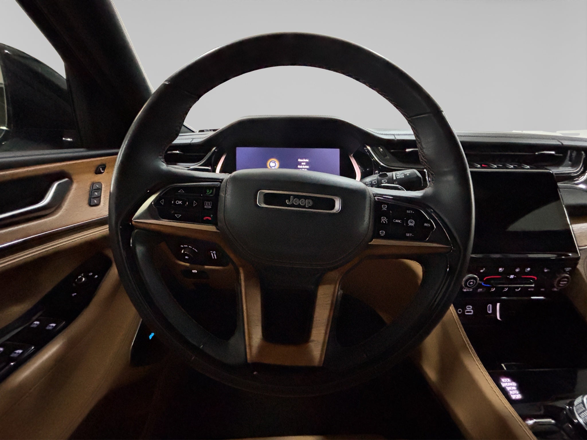 2022 Jeep Grand Cherokee 5.7 V8 L Summit 4x4 At