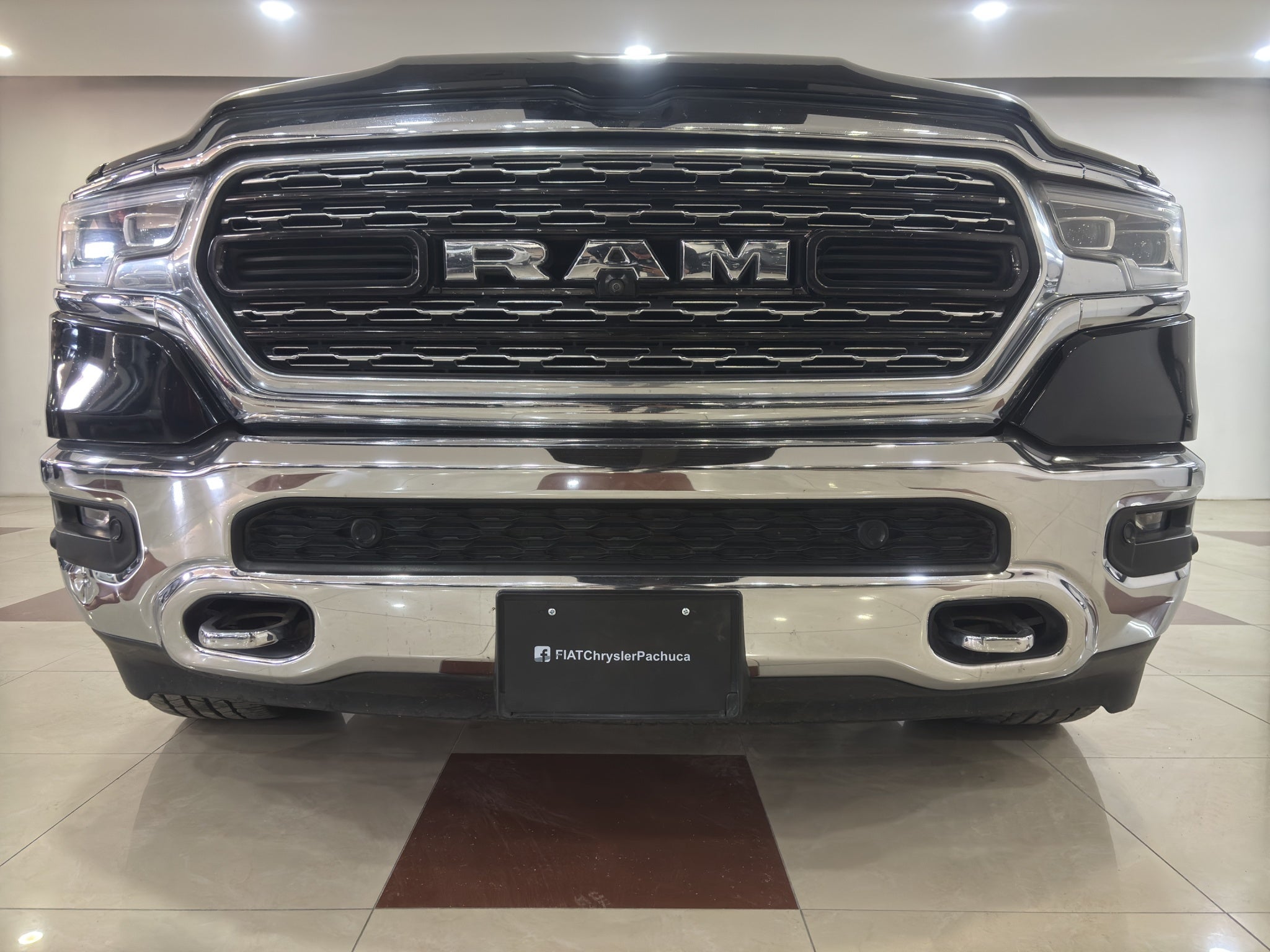 2022 RAM 1500 Limited Crew Cab Mild-Hybrid
