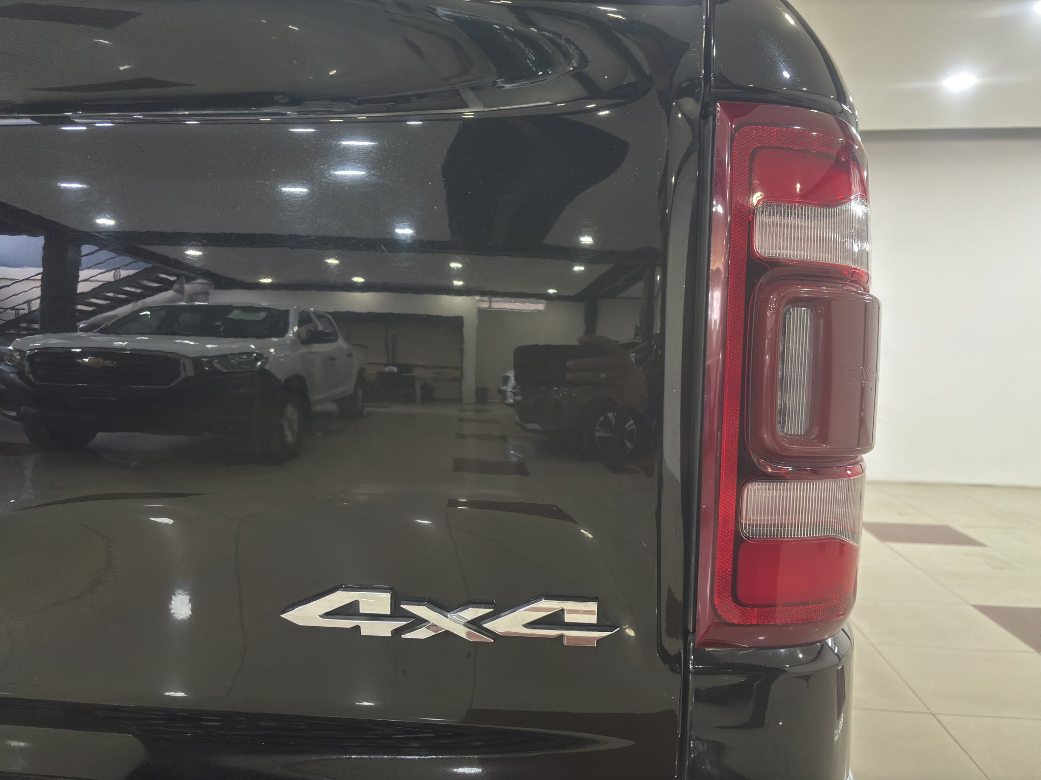 2022 RAM 1500 Limited Crew Cab Mild-Hybrid