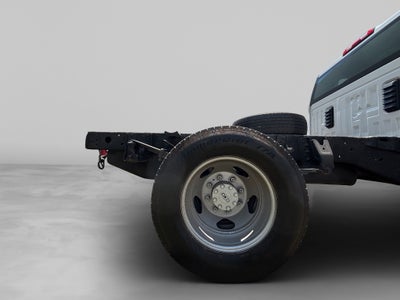 2022 Chevrolet Silverado Paq. A Chasis Wt V8 6.6L AT 6 Velocidades