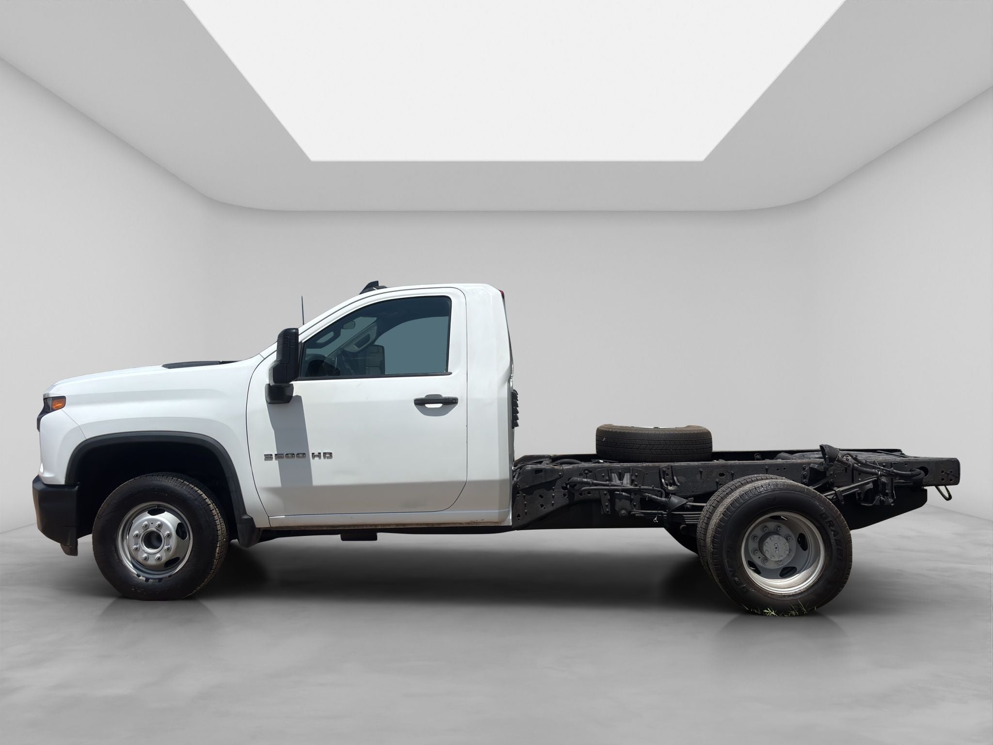 2022 Chevrolet Silverado Paq. A Chasis Wt V8 6.6L AT 6 Velocidades