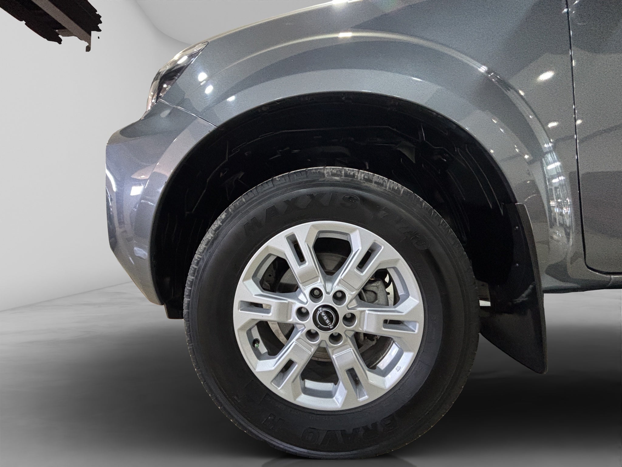 2023 Nissan Frontier 2.5 Le Mt