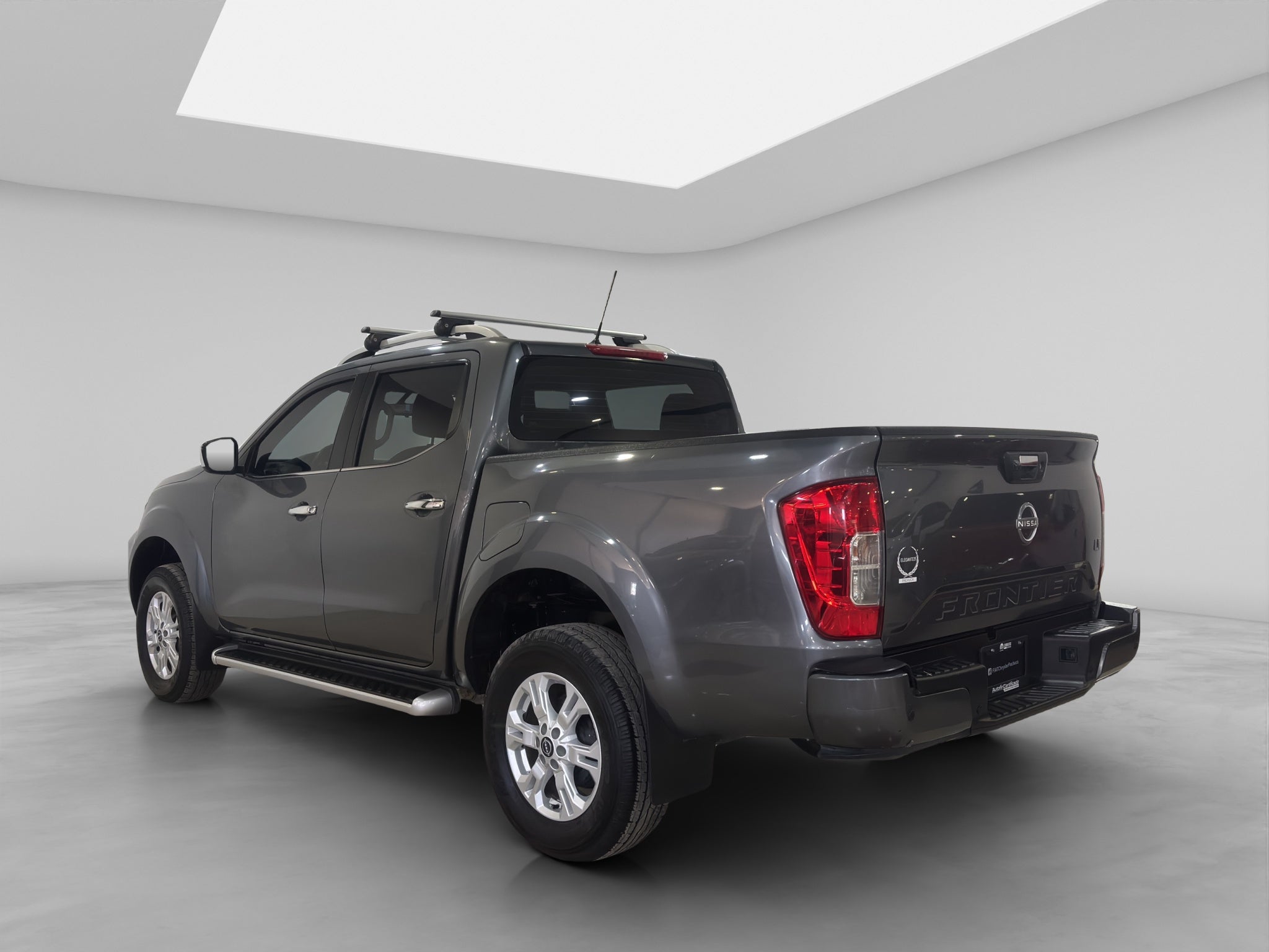 2023 Nissan Frontier 2.5 Le Mt