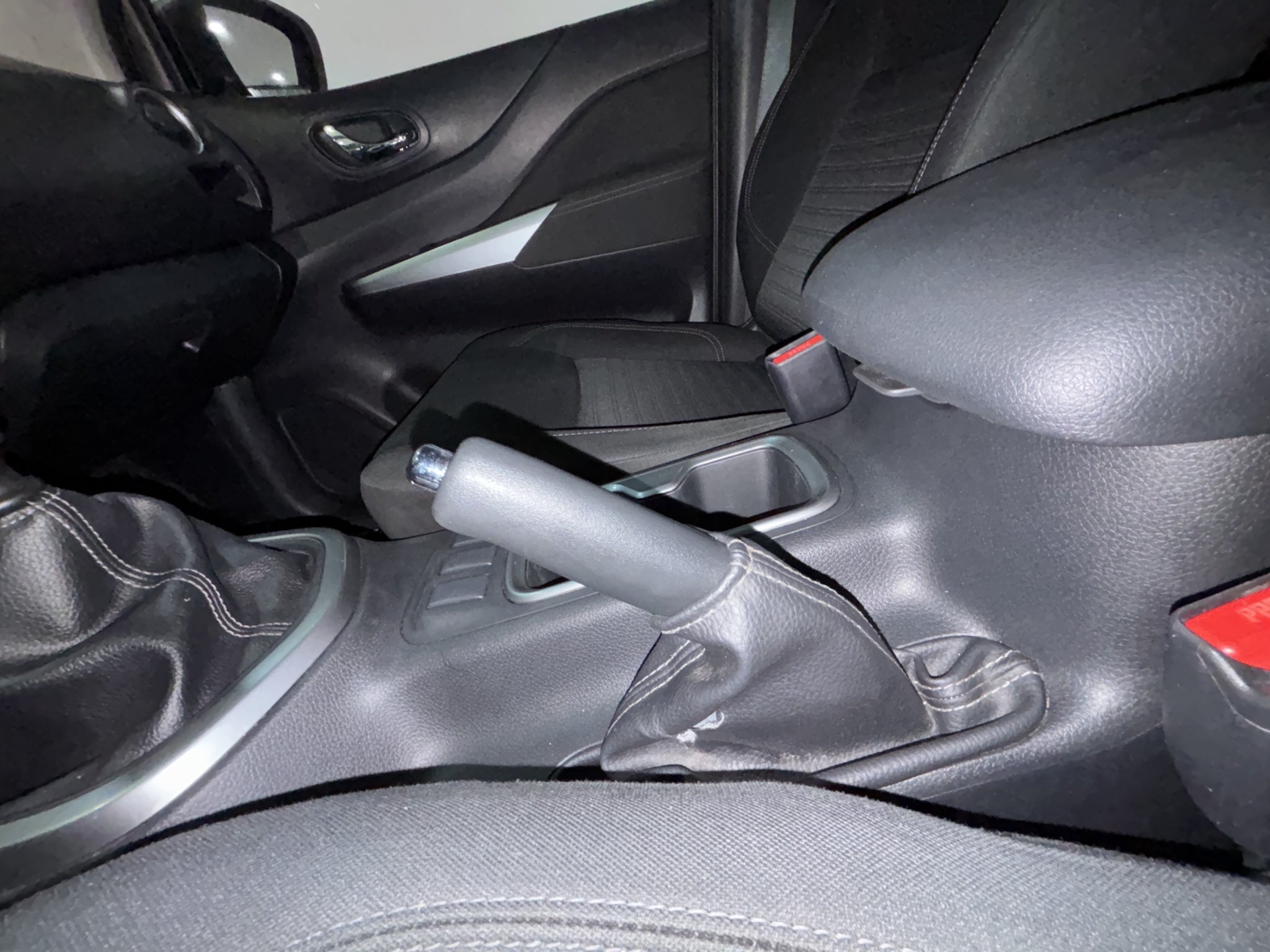 2023 Nissan Frontier 2.5 Le Mt