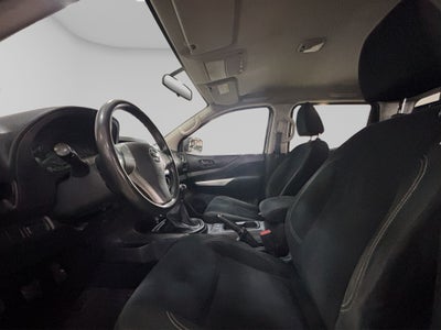 2020 Nissan NP300 2.5 Doble Cabina Se Aa Pack Seg Mt