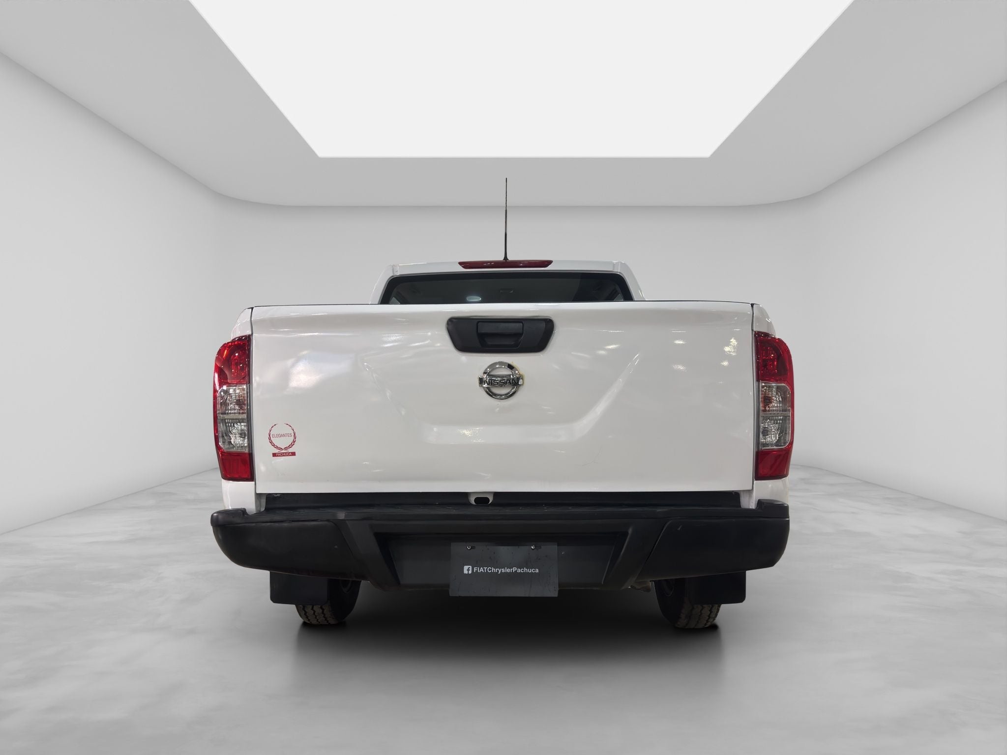2020 Nissan NP300 2.5 Doble Cabina Se Aa Pack Seg Mt