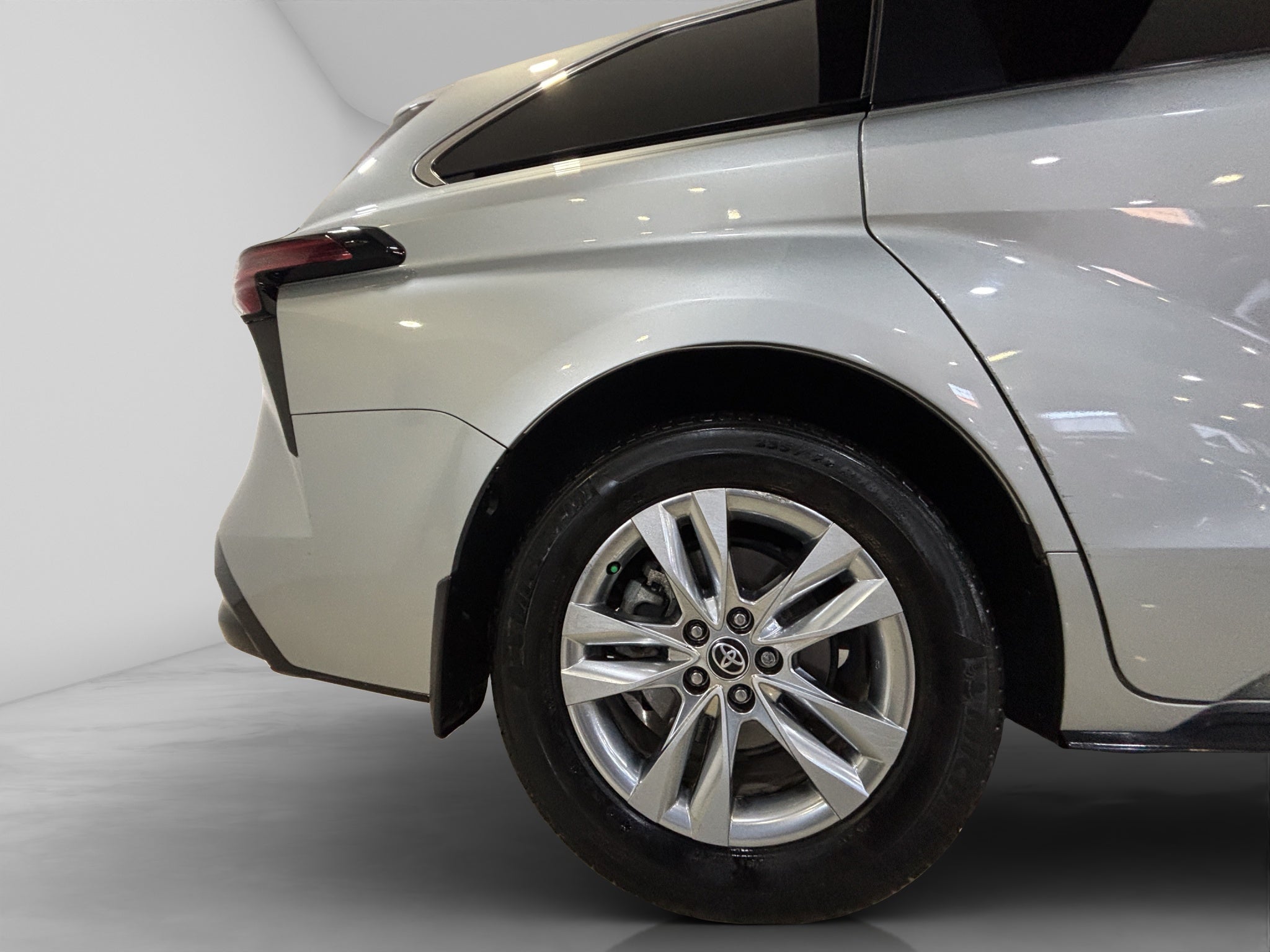 2022 Toyota Sienna 2.5 Limited Hibrido At