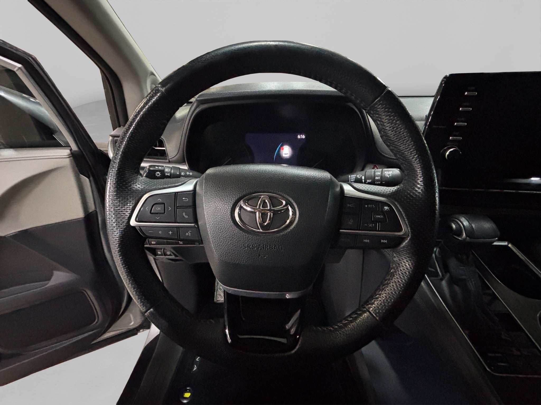 2022 Toyota Sienna 2.5 Limited Hibrido At