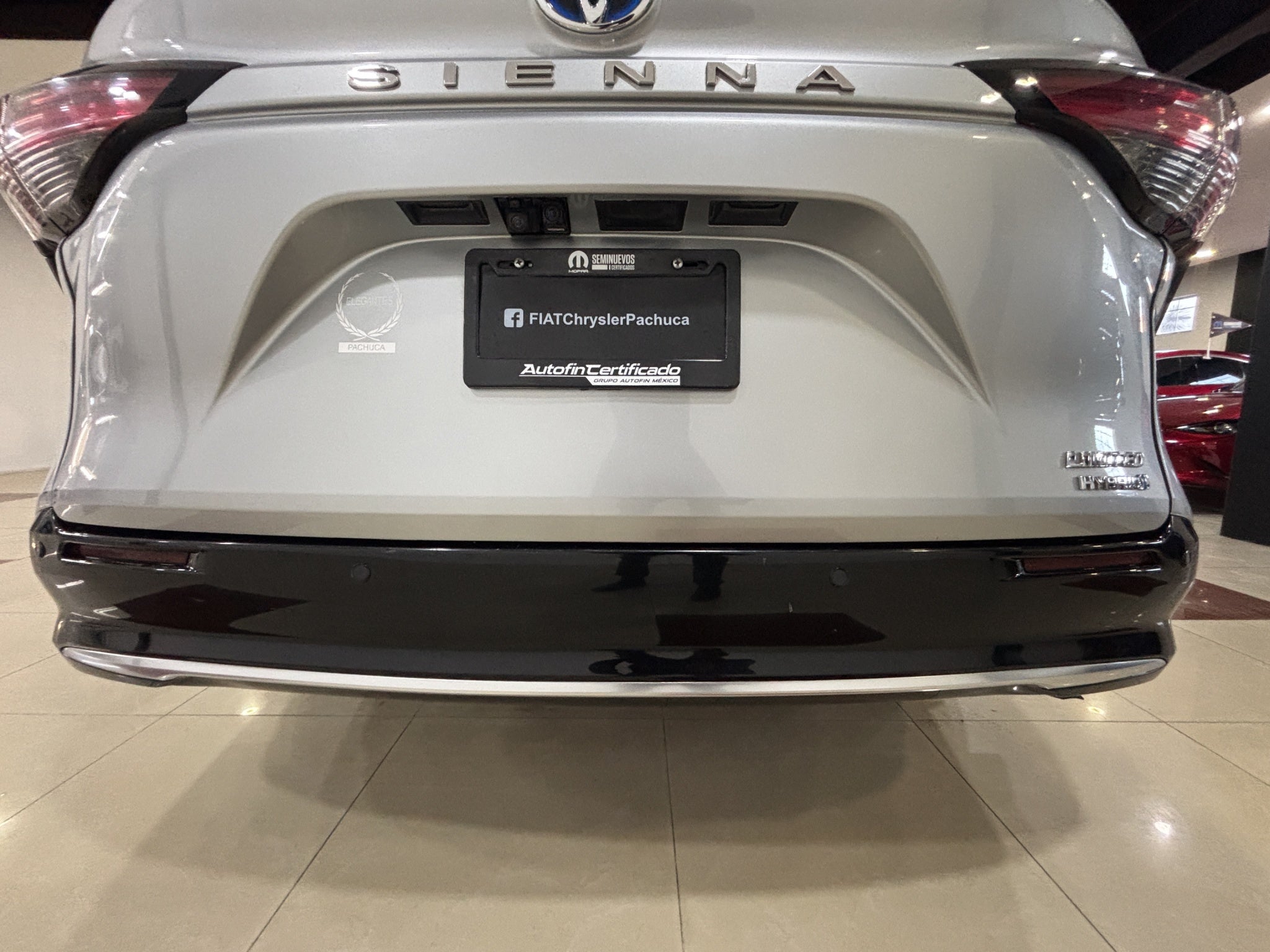 2022 Toyota Sienna 2.5 Limited Hibrido At