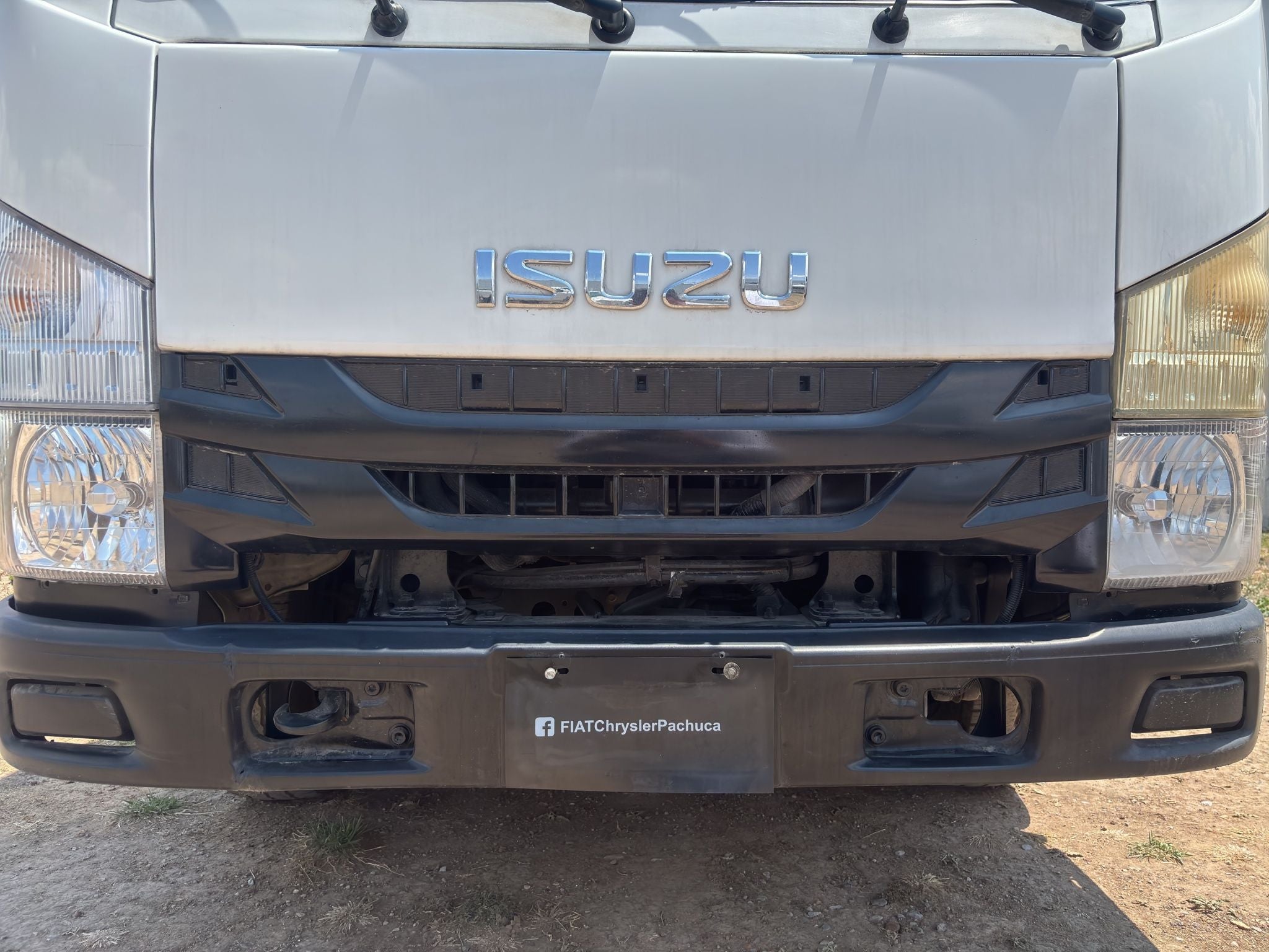 2022 Isuzu Elf 100 Corta Mt