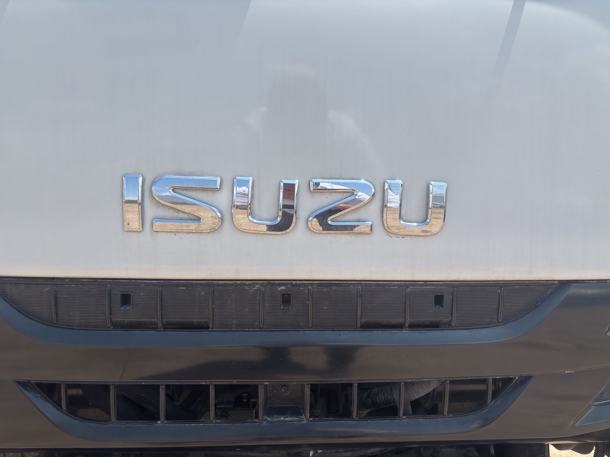 2022 Isuzu Elf 100 Corta Mt