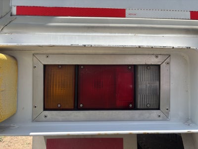 2022 Isuzu Elf 100 Corta Mt