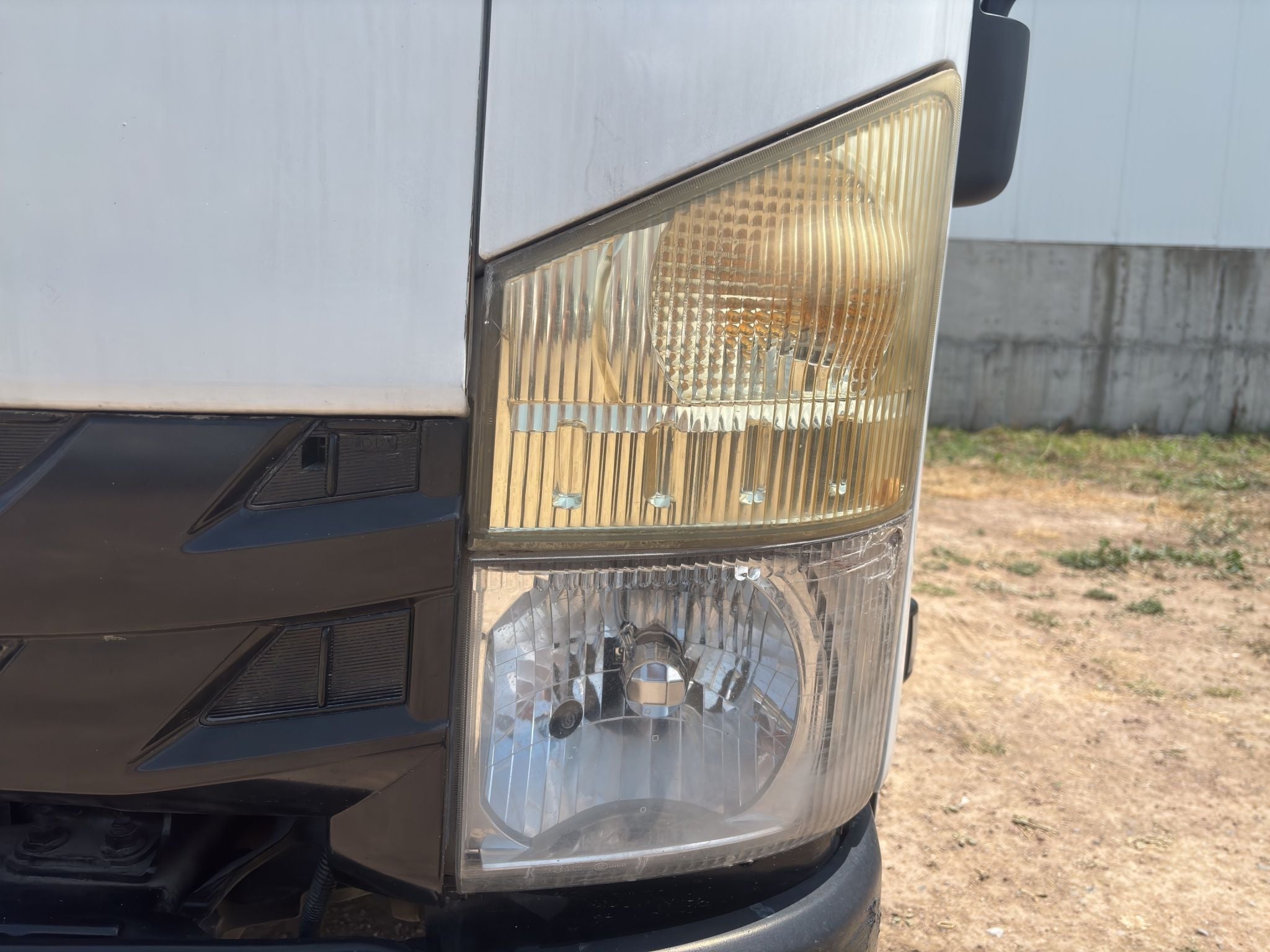 2022 Isuzu Elf 100 Corta Mt