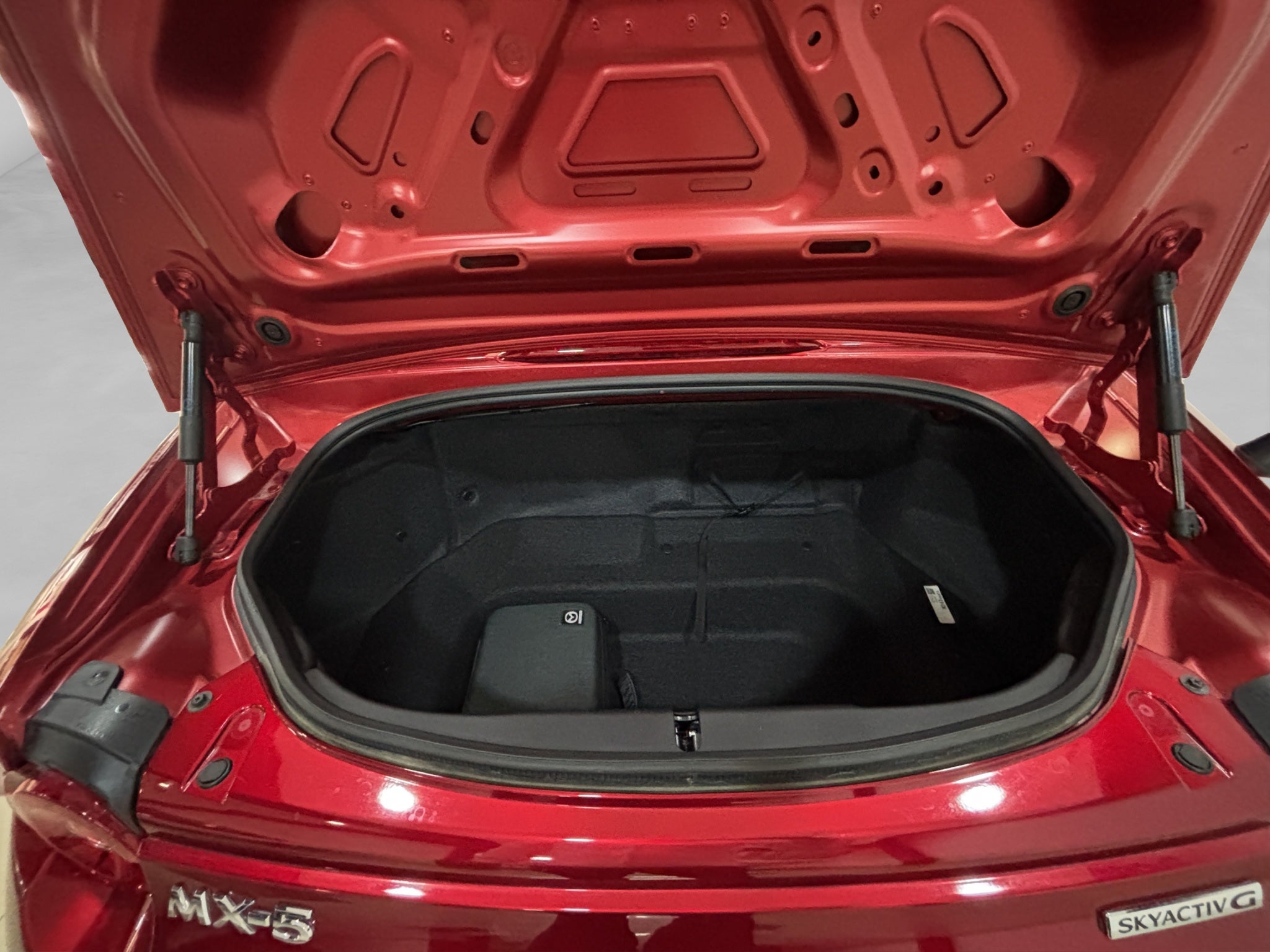 2025 Mazda Mazda MX-5 2.0 I Sport Mt