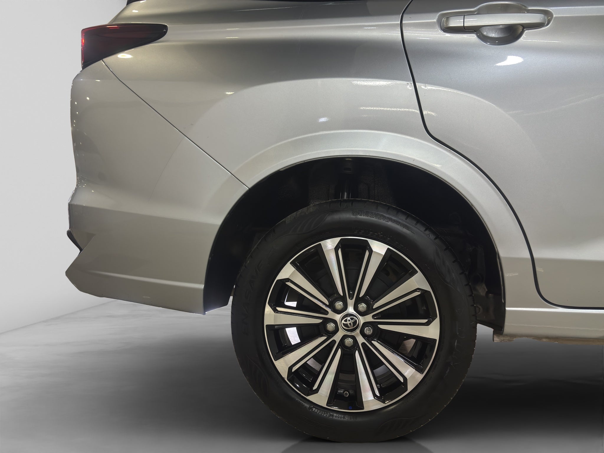 2025 Toyota Avanza 1.5 Xle At