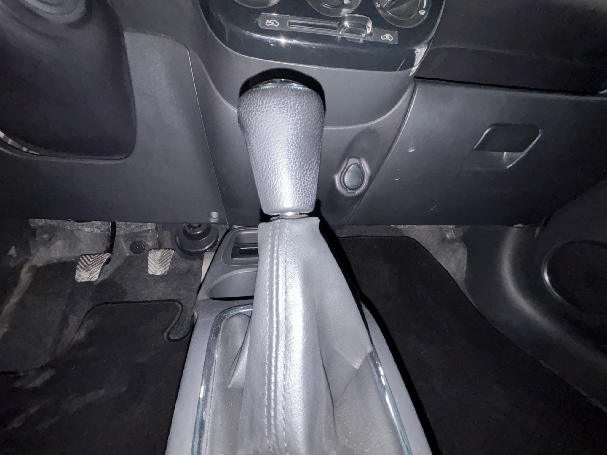 2023 Dodge Attitude 1.2 SXT Mt