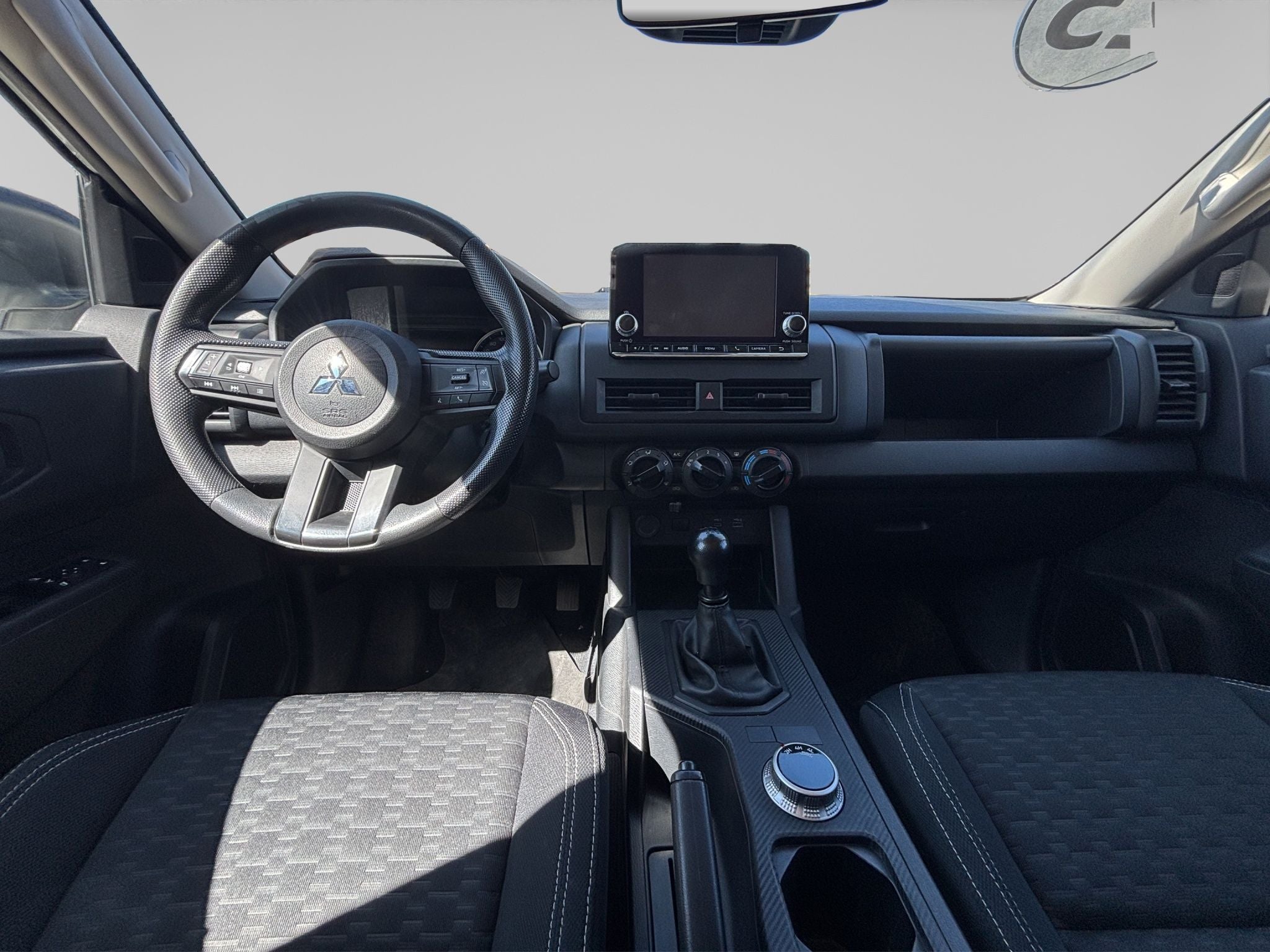 2025 Mitsubishi L200 2.4 Glx Cabina Doble 4x4 Diesel Mt